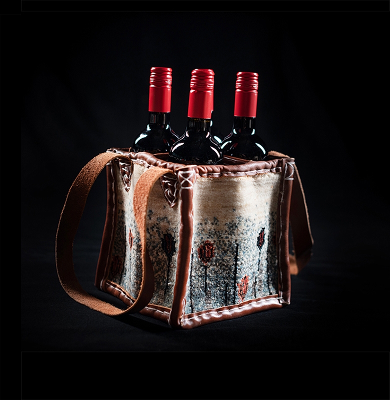 Mafrash Four Bottle Wine Carrier 1 Zollanvari Fine Gabbeh sideswith Leather Trimmings